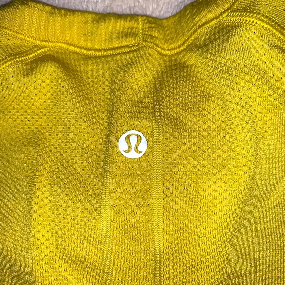 ⚡️Yellow Swiftly Tech 1.0 Long Size 2 Long sleeve Lululemon⚡️ SOLD - Picture 6 of 6